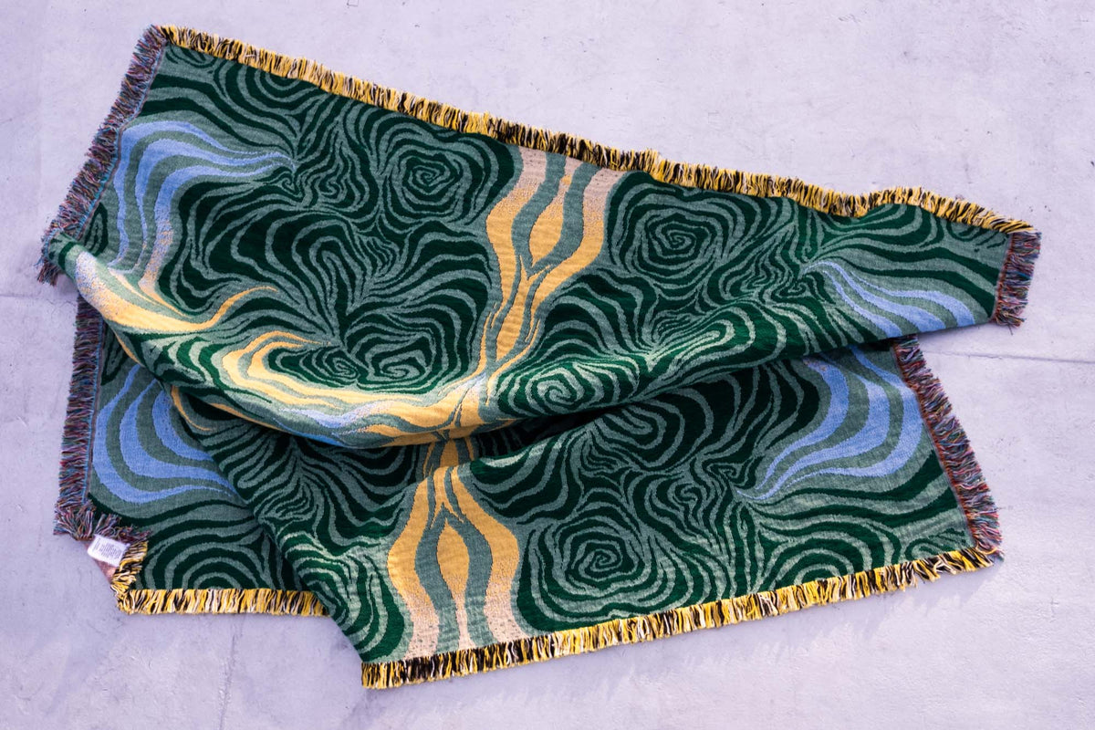 Safety Blanket for Your Trip: Green Radiance